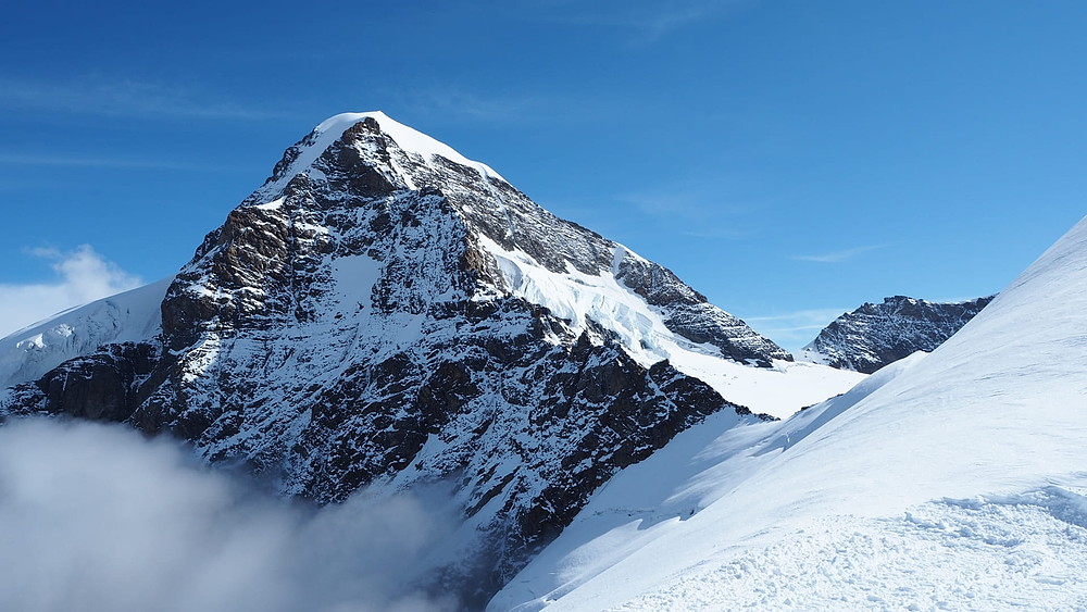 鉄骨-照明鉄塔・無線鉄塔|北陸建工グループ | Future−鉄でつくる未来−
