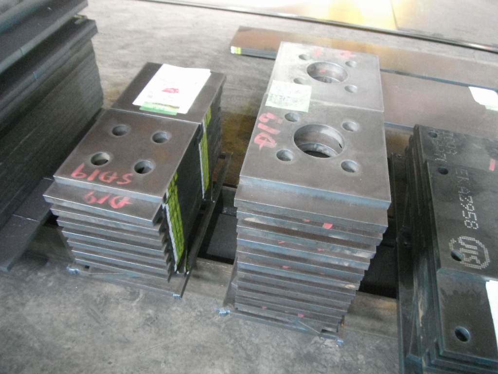 切板|北陸建工グループ | Future−鉄でつくる未来−