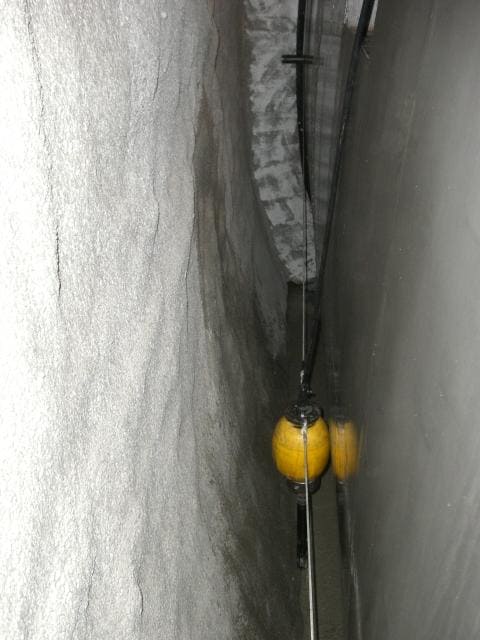 ブイ式バイブレータ装置