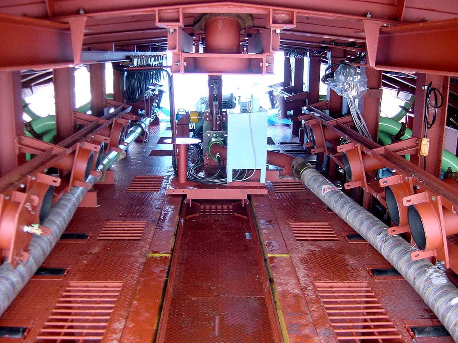 ヒュドラ打設システム