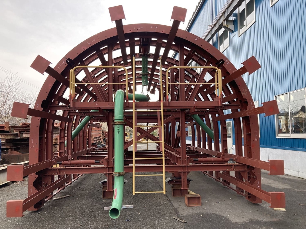 五洋・小嵐　避難連絡坑SM(車道部)|北陸建工グループ | Future−鉄でつくる未来−