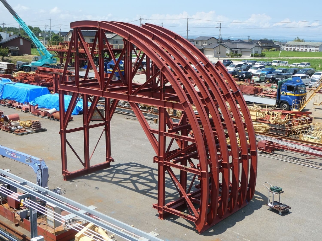 大林・新宮相賀　斜め坑門工打設　内型枠|北陸建工グループ | Future−鉄でつくる未来−