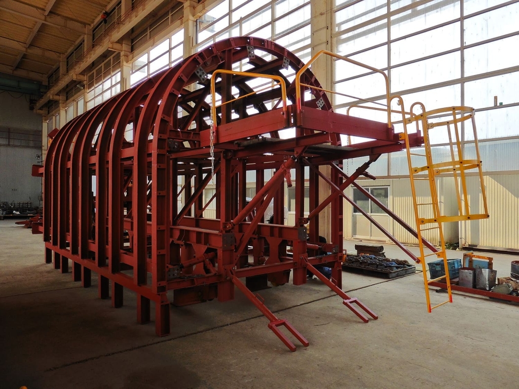 東急・野田追　中央通路型枠|北陸建工グループ | Future−鉄でつくる未来−