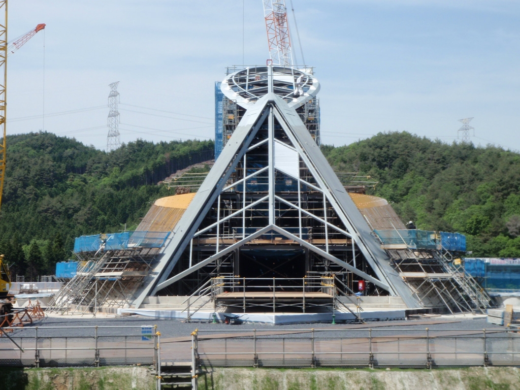 MIHO 美学院中等教育学校|北陸建工グループ | Future−鉄でつくる未来−