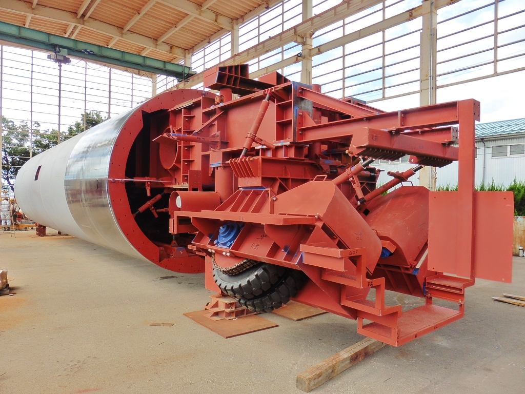 二次巻用スチールフォーム|北陸建工グループ