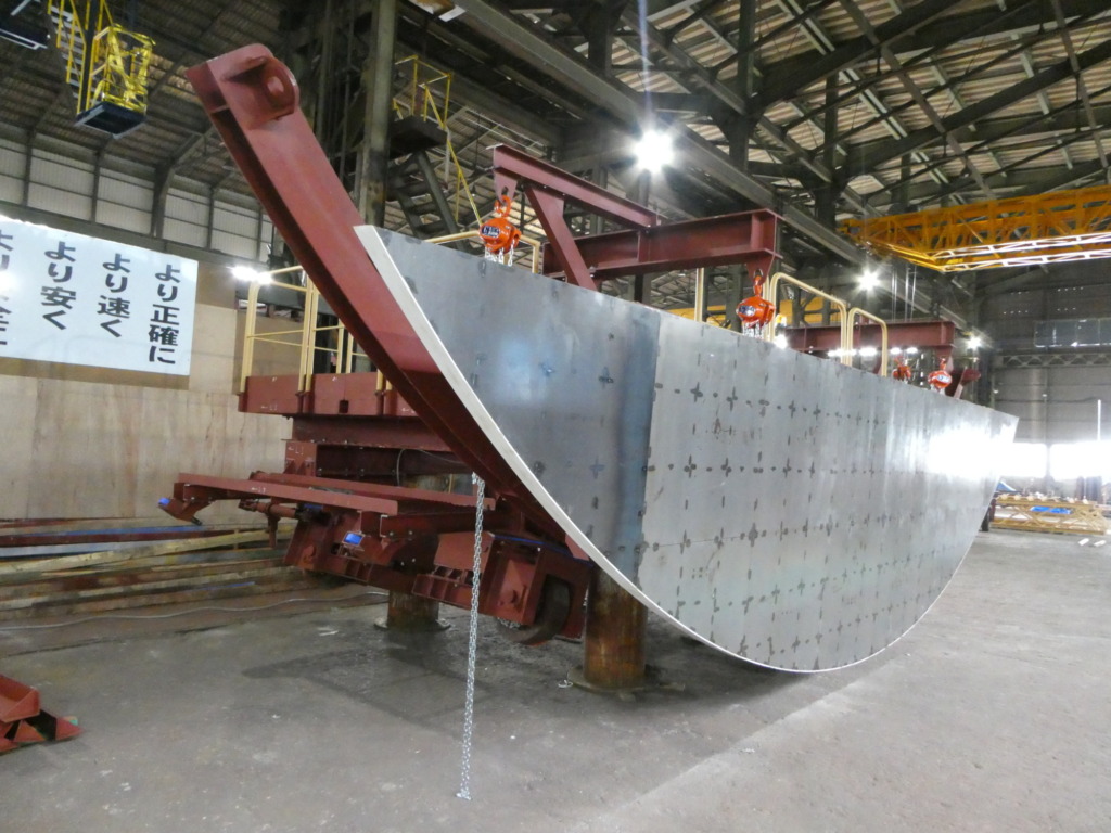 インバート妻枠台車|北陸建工グループ