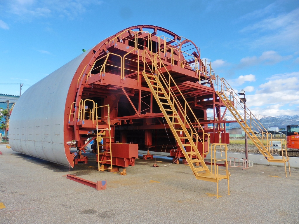 スチールフォーム|北陸建工グループ