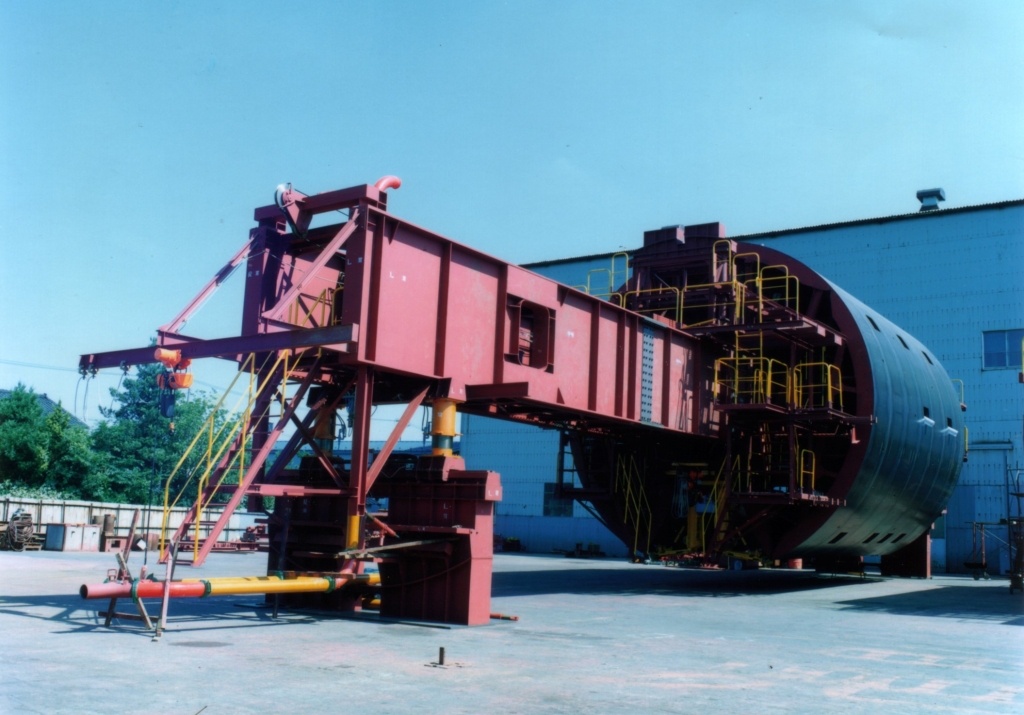 ニードルビーム型スチールフォーム|北陸建工グループ